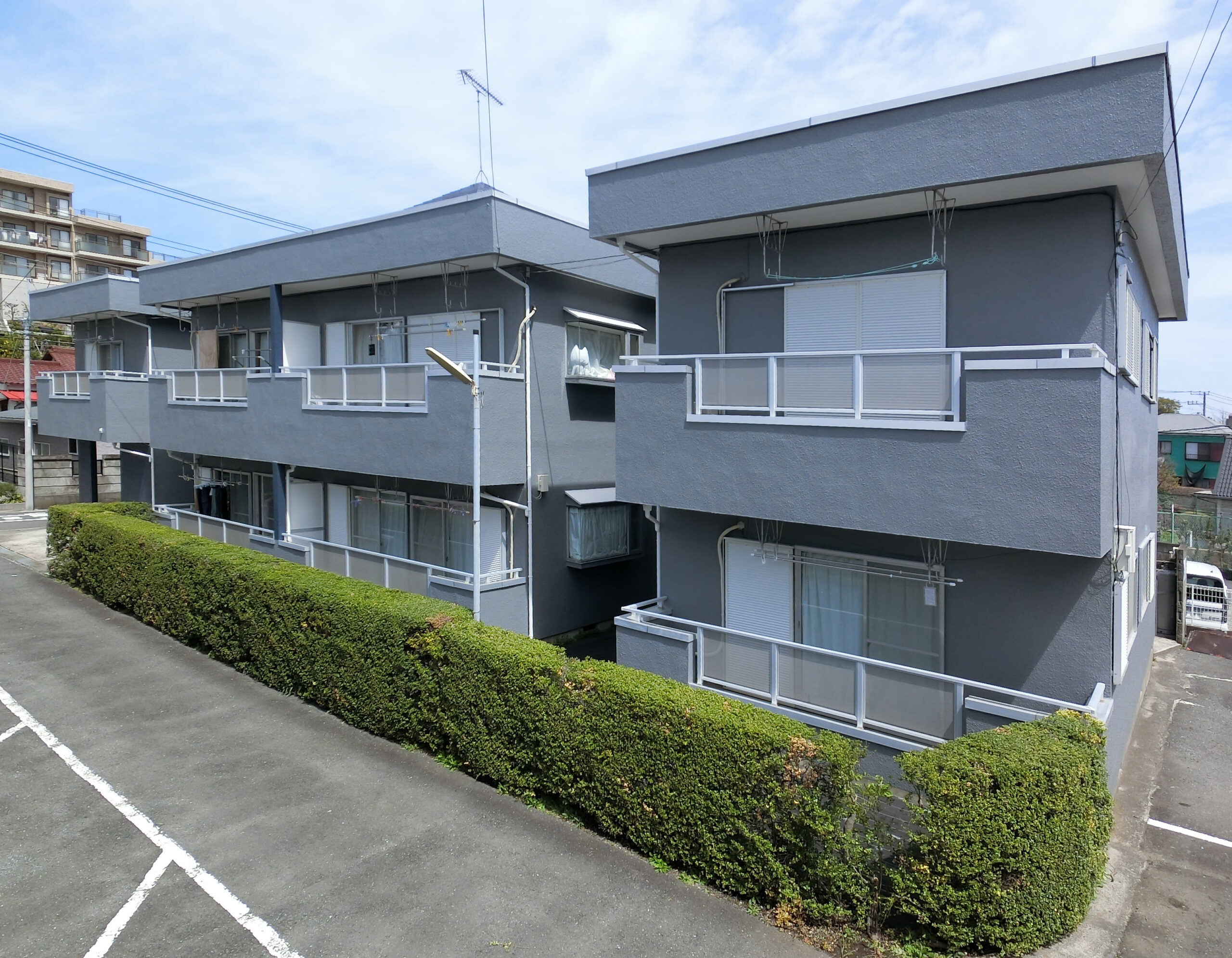 アパート　外壁塗装工事　施工後