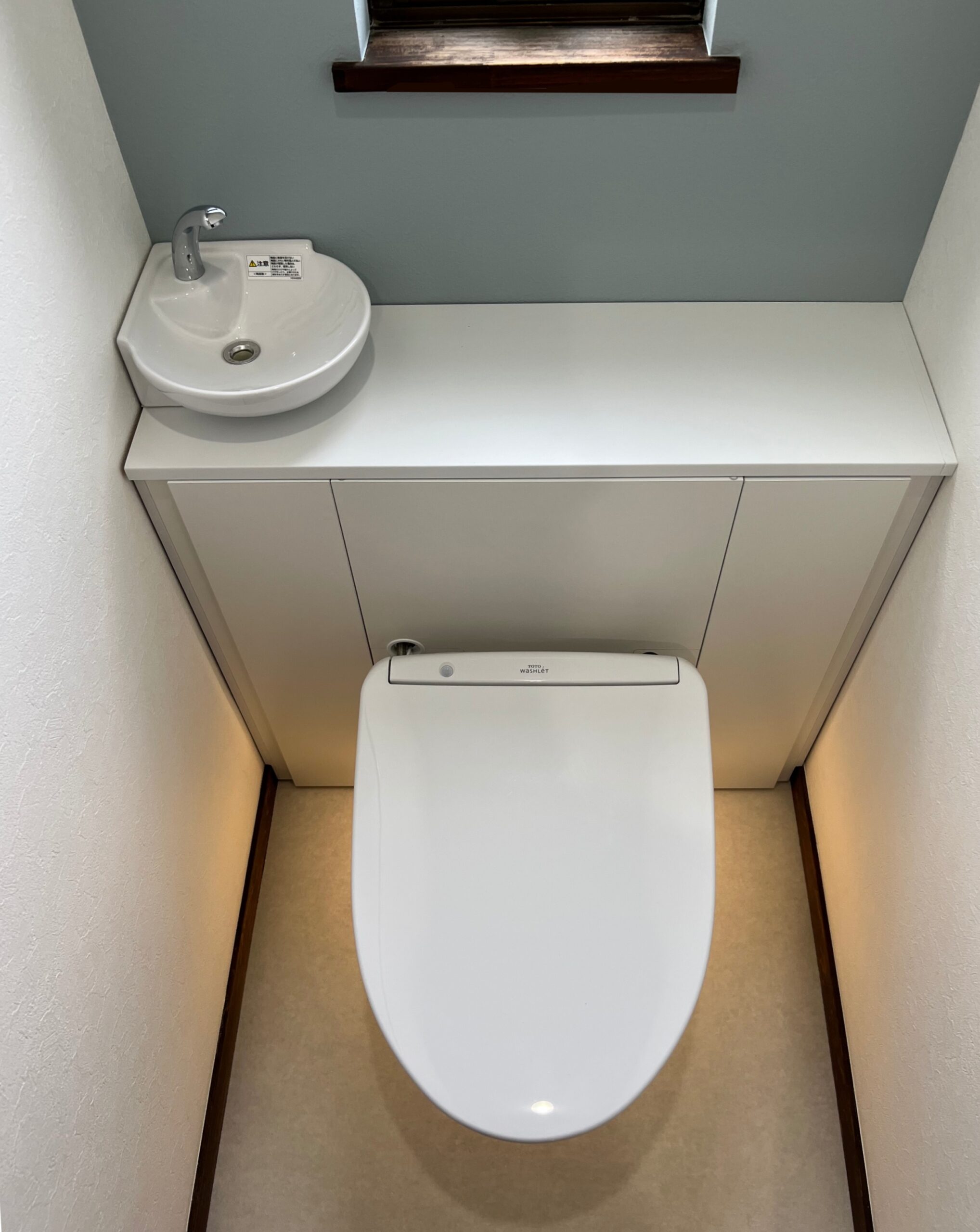 リクシル フロートトイレ